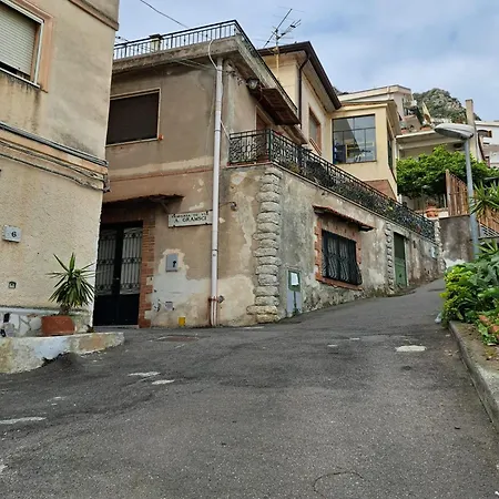 Casa Castello Daire *